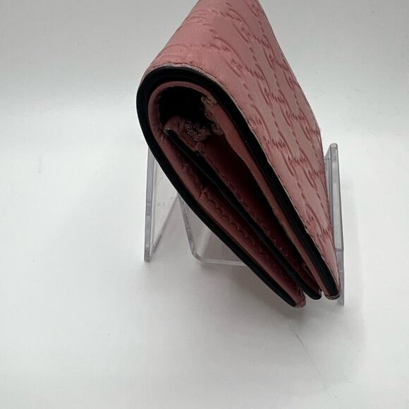 GUC Gucci Cherry Pink GG Bifold Wallet - Picture 3 of 9